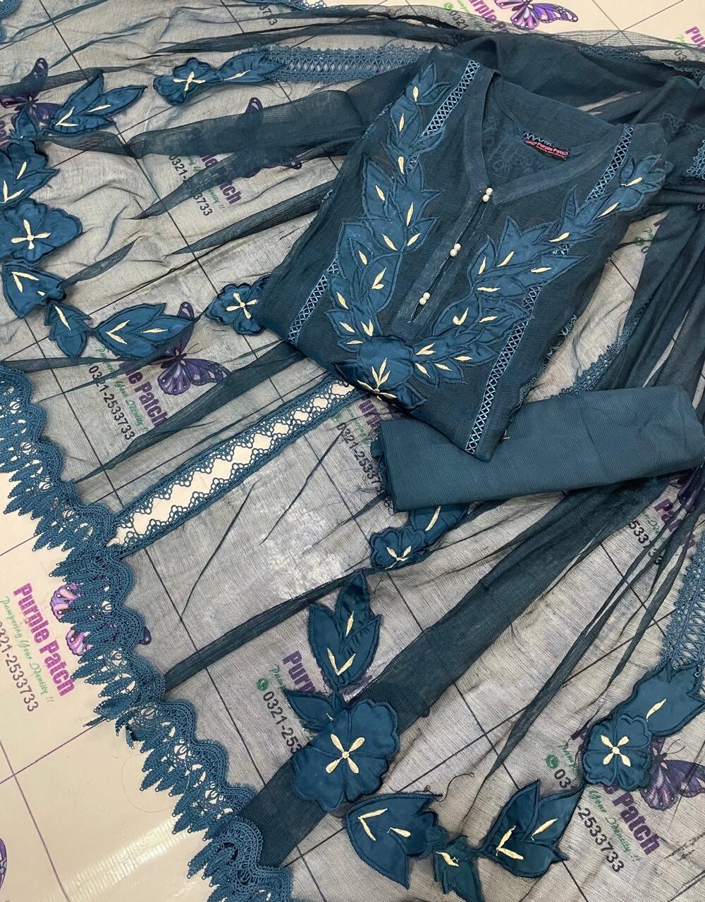 Heer Collection Zinc Blue