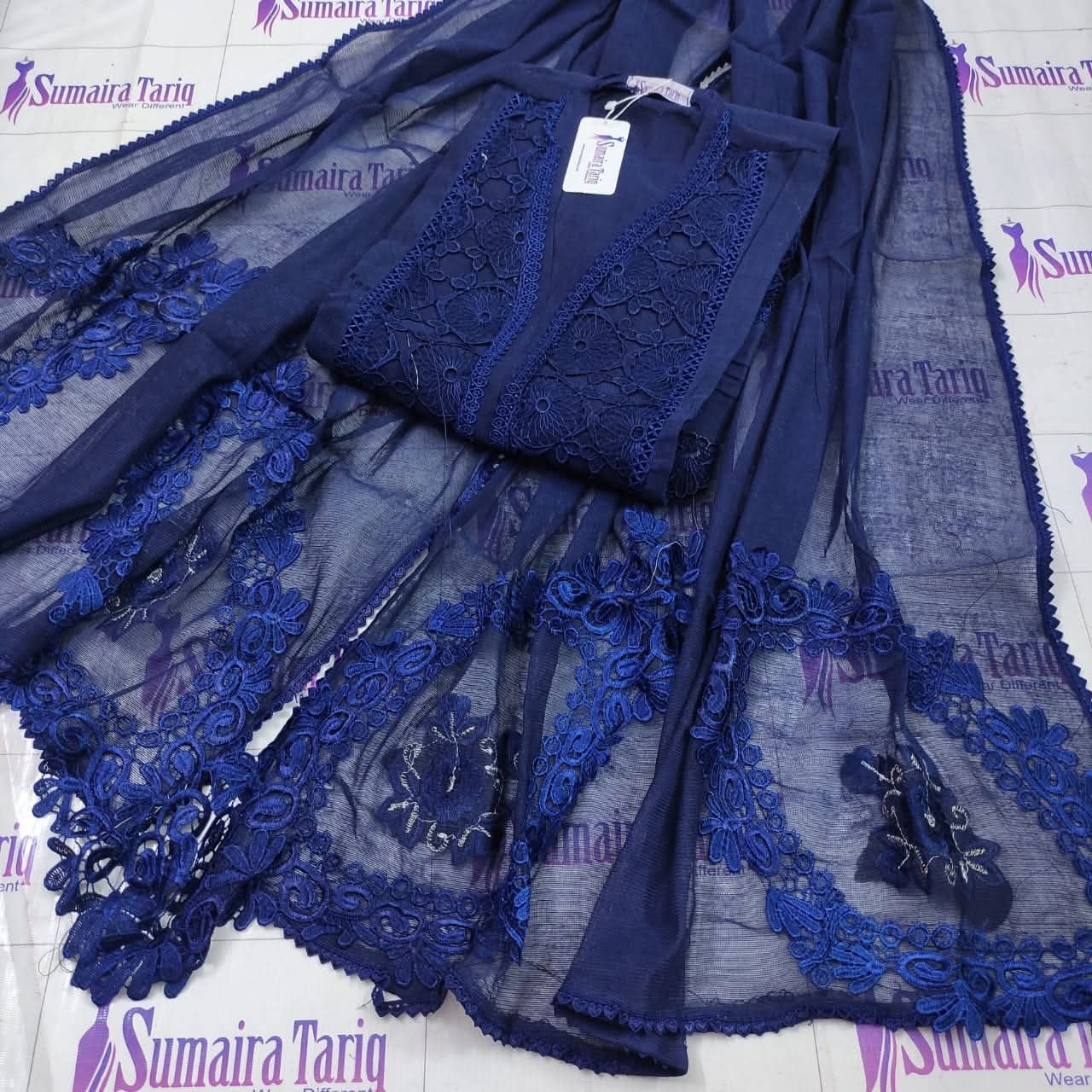 3 d Korshia Navy Blue