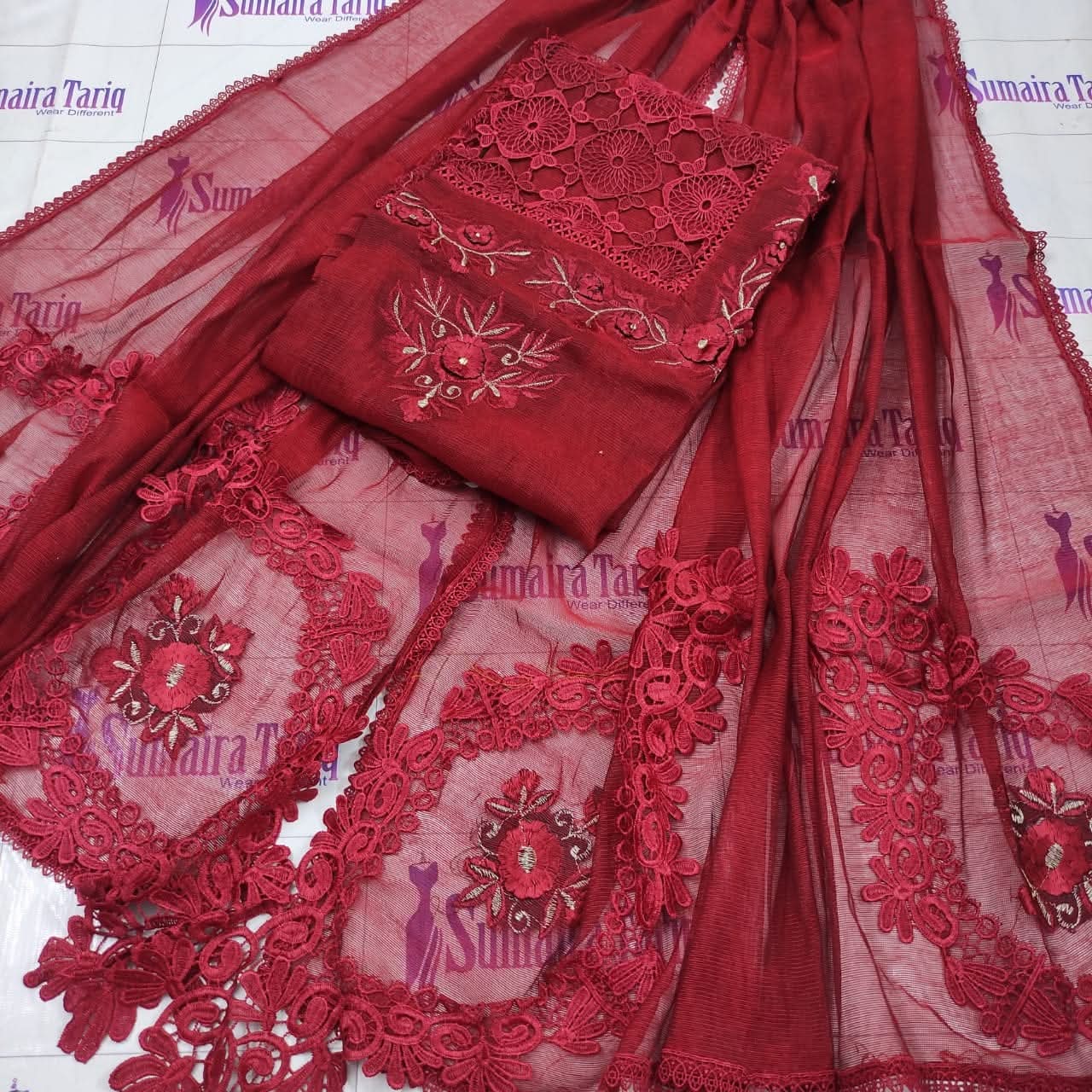 3 d Korshia Red