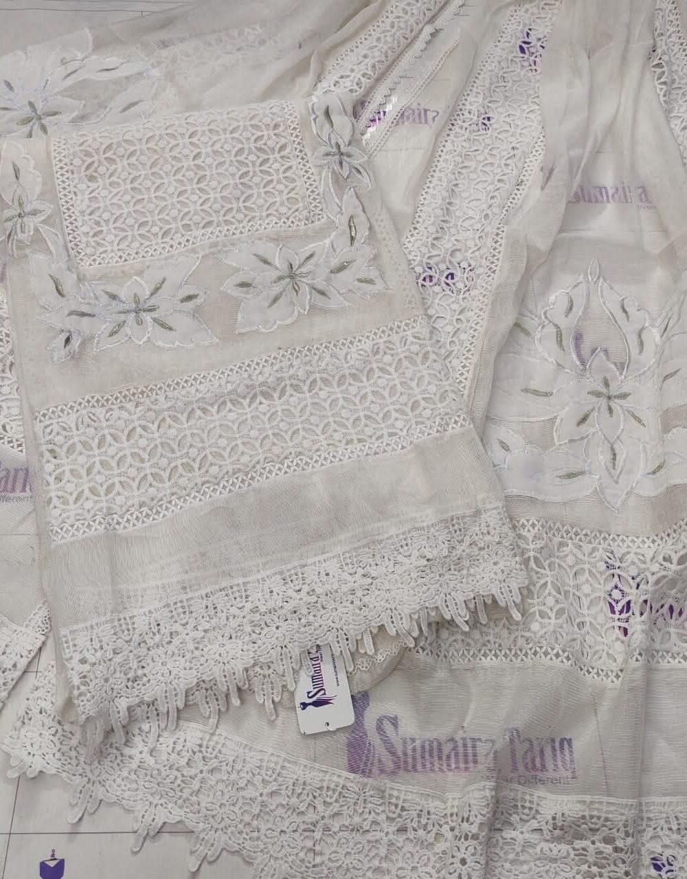 Pearl White Velkari - Image 3