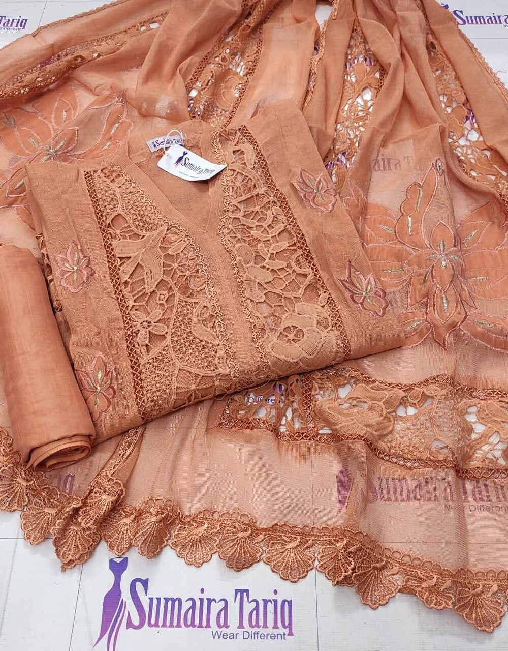 Peach Velkari