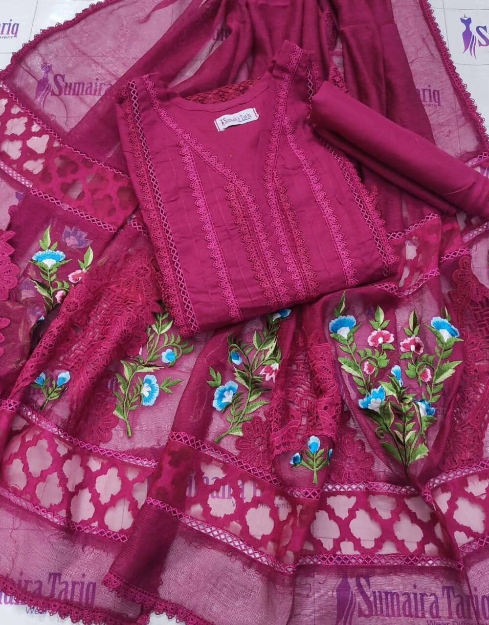 Hot Pink Khareef