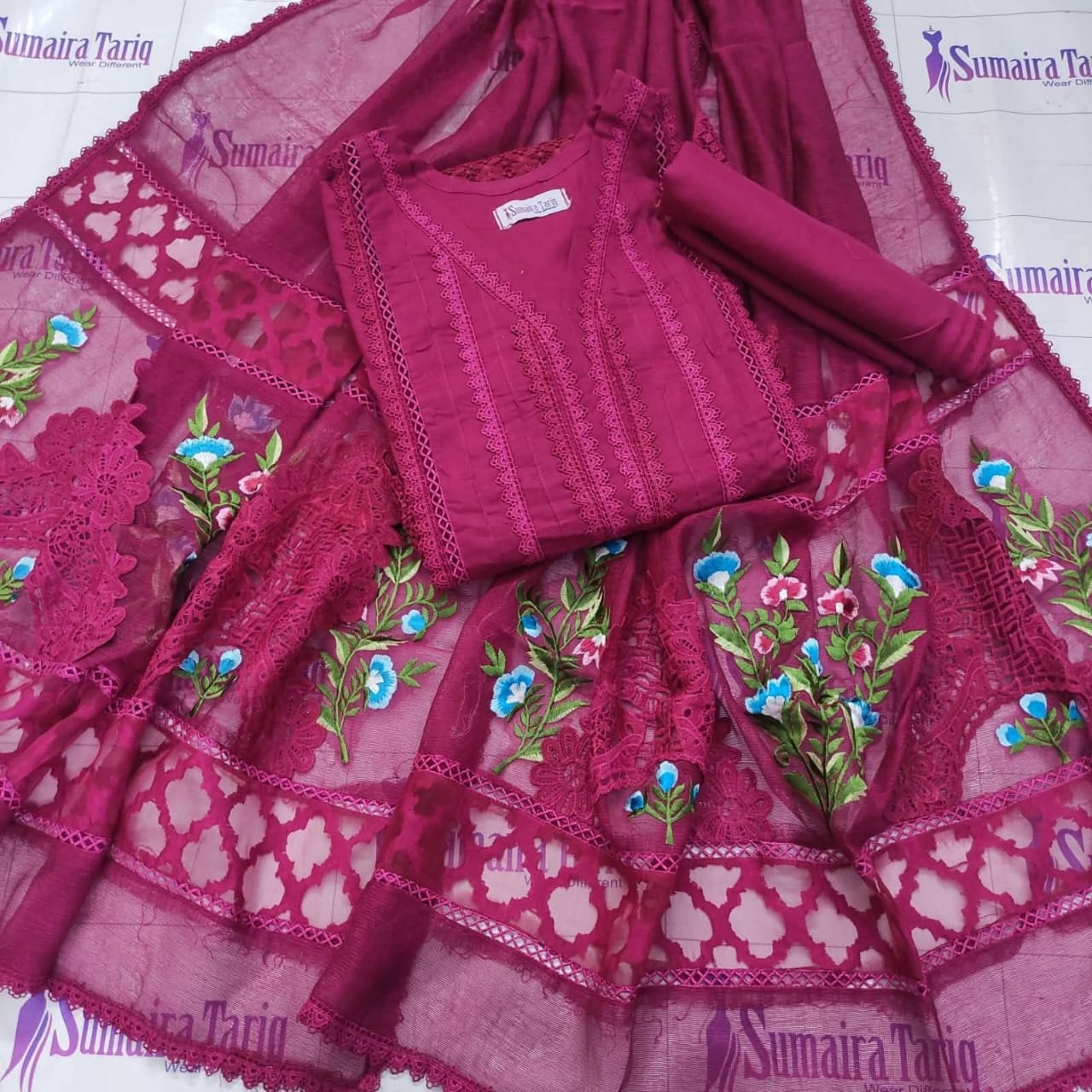 Hot Pink Khareef