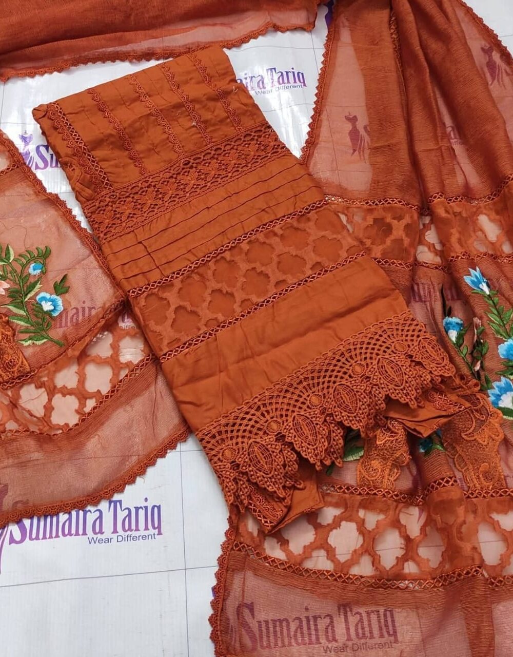 Orange Rust Khareef - Image 3