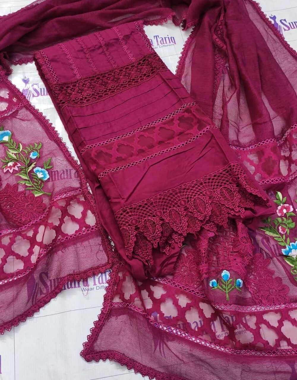 Hot Pink Khareef - Image 3