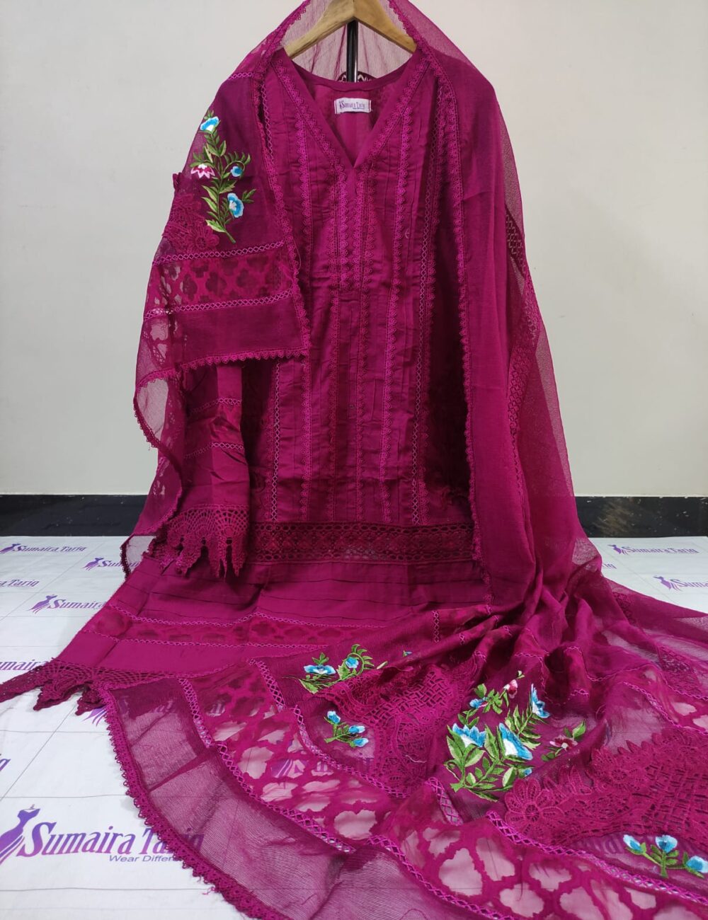 Hot Pink Khareef - Image 5