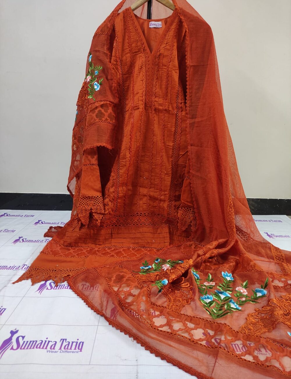Orange Rust Khareef - Image 6