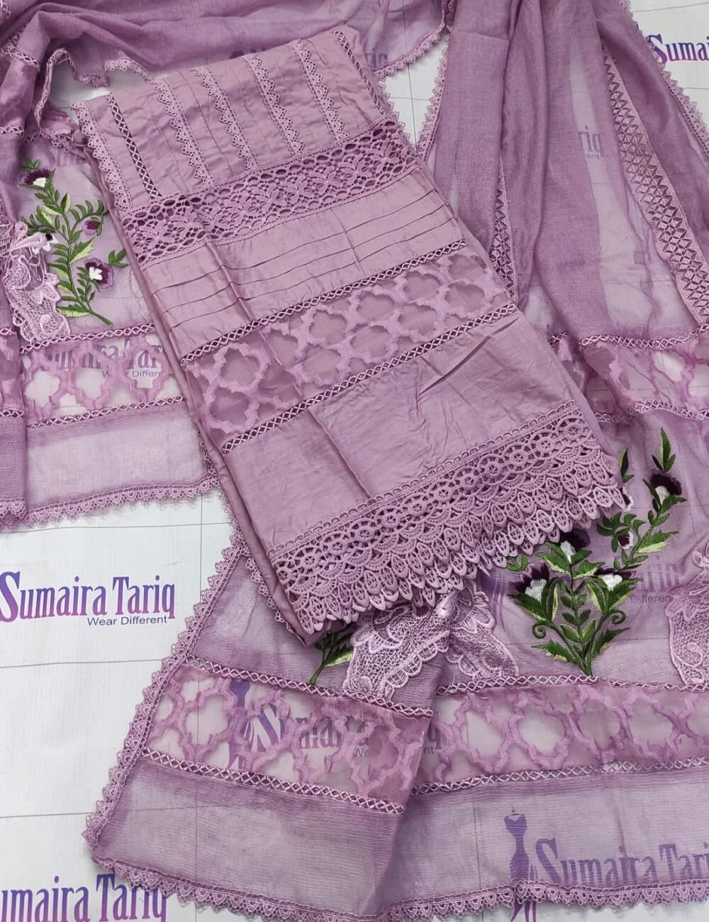 Lilac Purple Khareef - Image 3