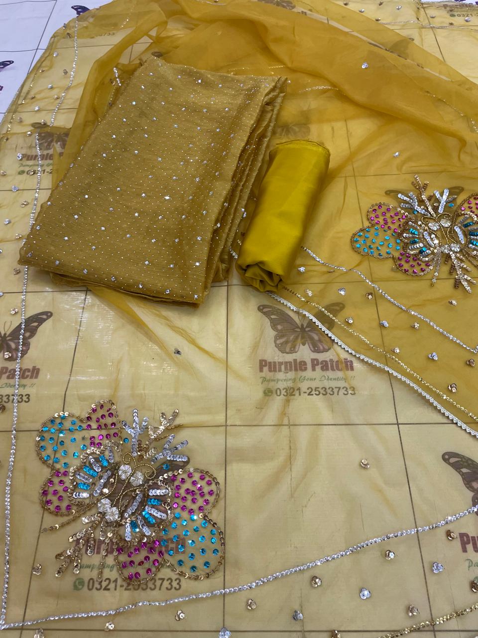 Mustard Gold Muse work with stone work