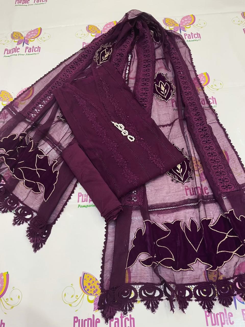 Makhmal Majenda Plum