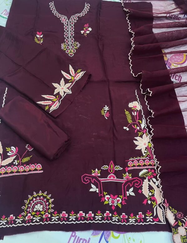 Maroon Bahara Collection