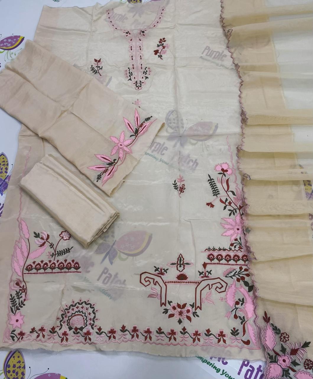 Off White Bahara Collection