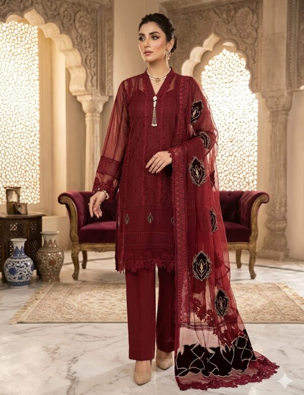 Makhmal Reddish Maroon