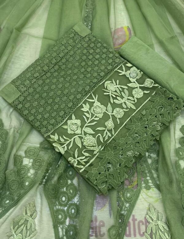 Noor E Nazakat Pista Green