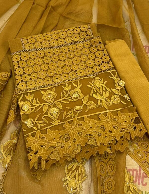 Noor E Nazakat Golden Mustard