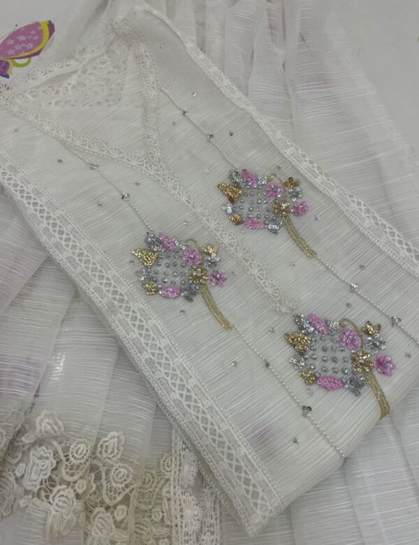Sunheri White